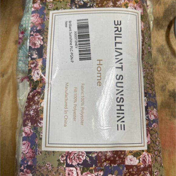 **Brilliant Sunshine** Roses Ruffle Pillow Shams, Decorative Pillow Set of 2 NWT - Picture 3 of 4